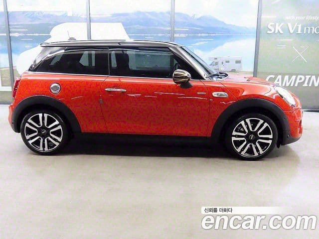 Mini Cooper S 2019 — фото 3 из 20