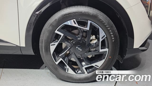 Kia Sportage 2023 — Şəkil 5/20