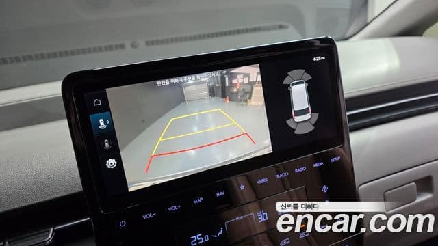 Hyundai Staria 2022 — Фото 17/20