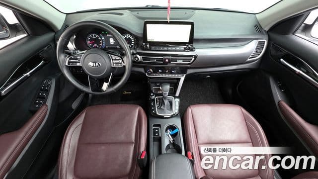 Kia Seltos 2019 — ფოტო 7/20
