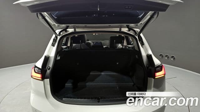BMW 2 Series Active Tourer 2023 — Photo 13/20