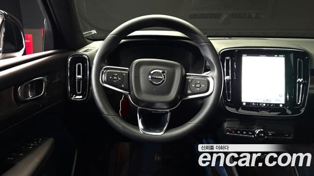 Volvo XC40 Recharge 2024 — ფოტო 10/20