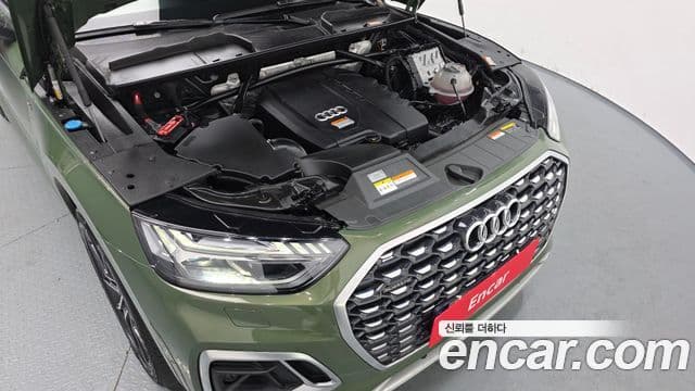 Audi Q5 2022 — Şəkil 6/20