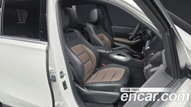 Mercedes-Benz GLE-Class 2023 — Фото 10/20