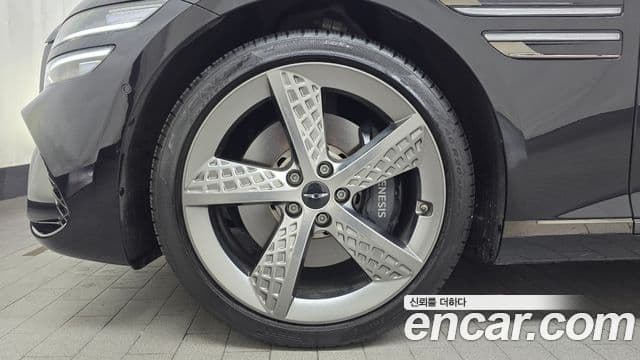Genesis G80 2024 — Şəkil 18/20