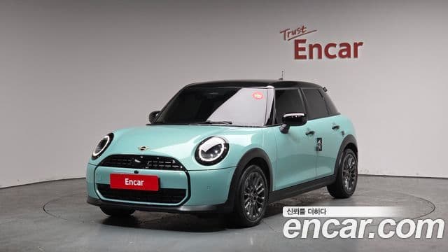Mini Cooper C 2025 — ფოტო 1/20