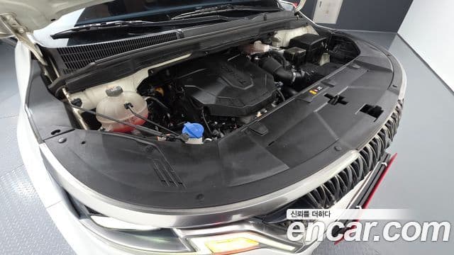 Kia Carnival 2021 — фото 5 из 20