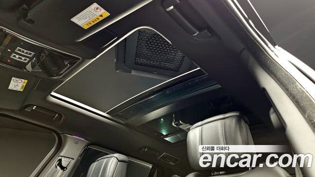 Land Rover Range Rover 2018 — Şəkil 11/20