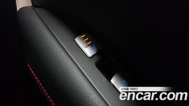 Genesis G70 2018 — Şəkil 17/20