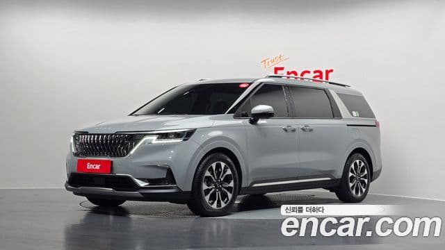 Kia Carnival 2023 — ფოტო 1/20
