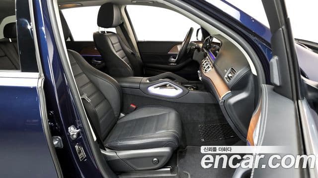 Mercedes-Benz GLE-Class 2021 — ფოტო 7/14