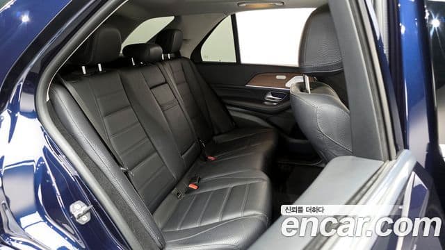 Mercedes-Benz GLE-Class 2021 — ფოტო 14/14