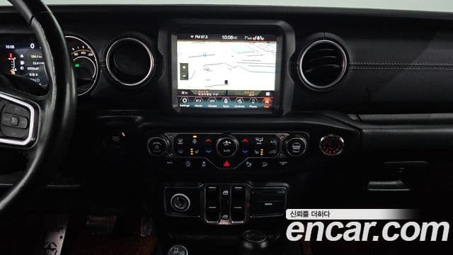 Jeep Wrangler 2018 — Photo 8/20