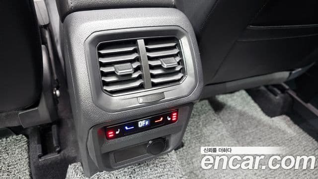 Volkswagen Tiguan Allspace 2024 — фото 18 из 20