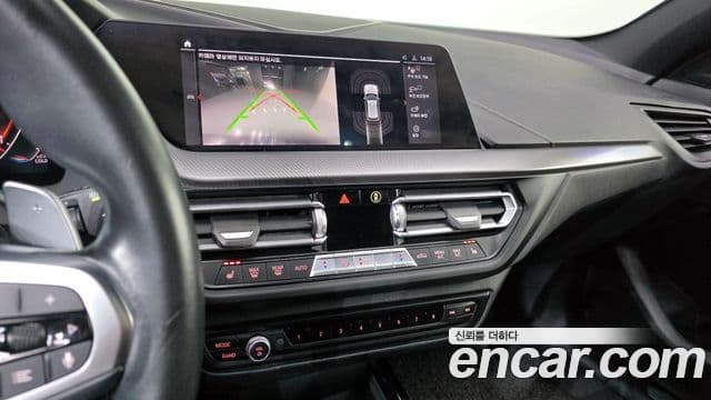 BMW 1 Series 2021 — Şəkil 16/20