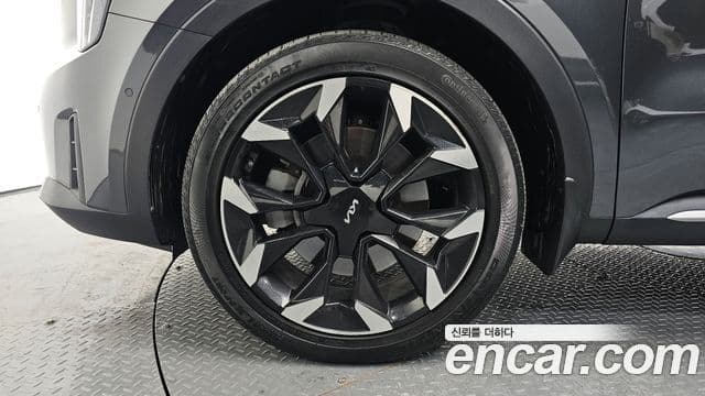 Kia Sorento 2024 — ფოტო 5/20