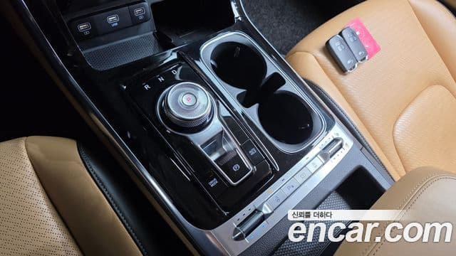 Kia Carnival 2020 — фото 9 из 20