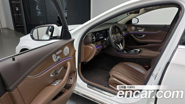 Mercedes-Benz E-Class 2020 — Şəkil 11/20