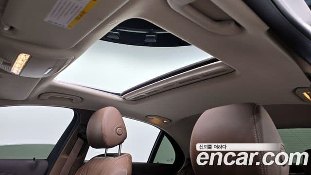Mercedes-Benz E-Class 2020 — Şəkil 18/20