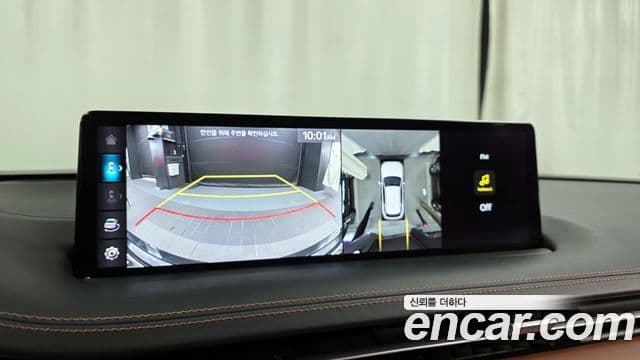 Genesis GV70 2021 — ფოტო 15/20