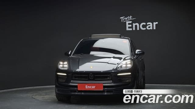 Porsche Macan 2023 — Şəkil 3/20