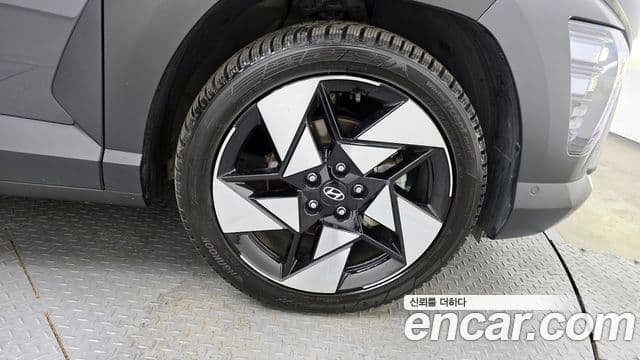 Hyundai Kona 2024 — ფოტო 4/20