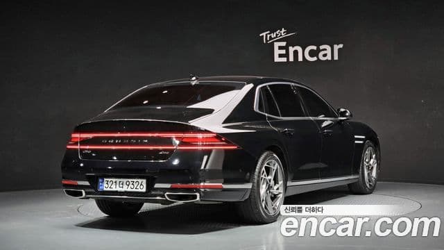 Genesis G90 2022 — ფოტო 1/20