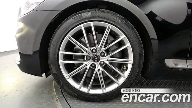 Kia The K9 2019 — фото 4 из 20