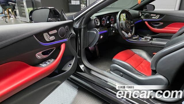 Mercedes-Benz E-Class 2018 — Şəkil 11/20