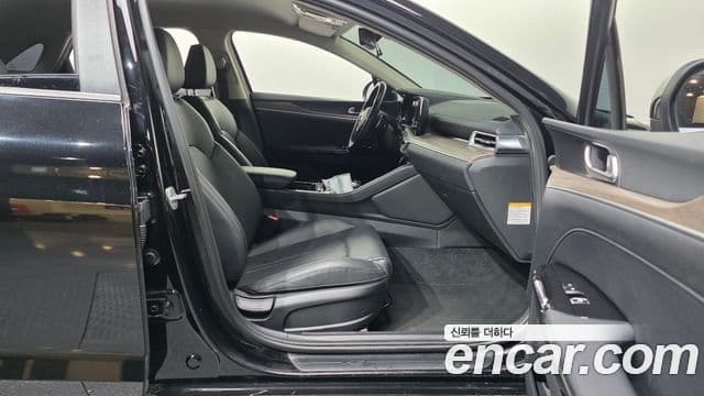 Kia K5 2021 — фото 11 из 20