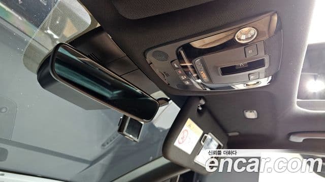 Kia Sorento 2021 — ფოტო 17/20