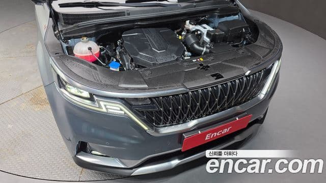 Kia Carnival 2021 — фото 6 из 20