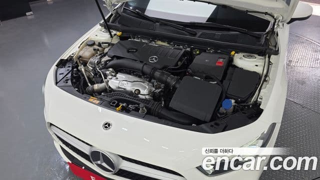 Mercedes-Benz A-Class 2021 — Şəkil 2/20