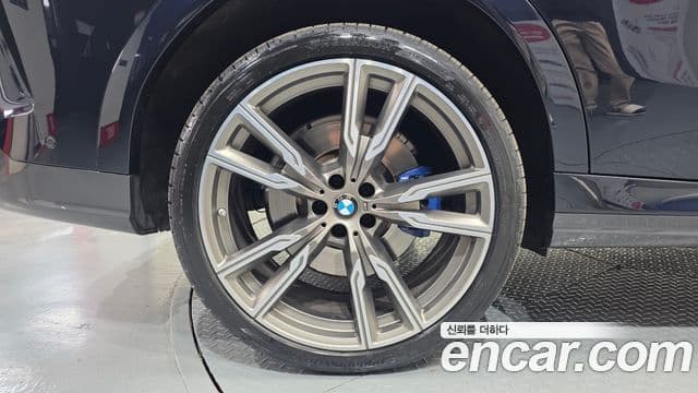 BMW X6 2020 — ფოტო 18/20