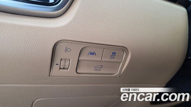 Kia Sorento 2023 — фото 17 из 20