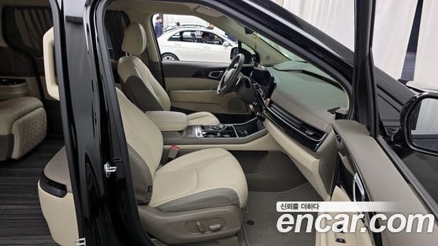 Kia Carnival 2024 — Фото 11/20