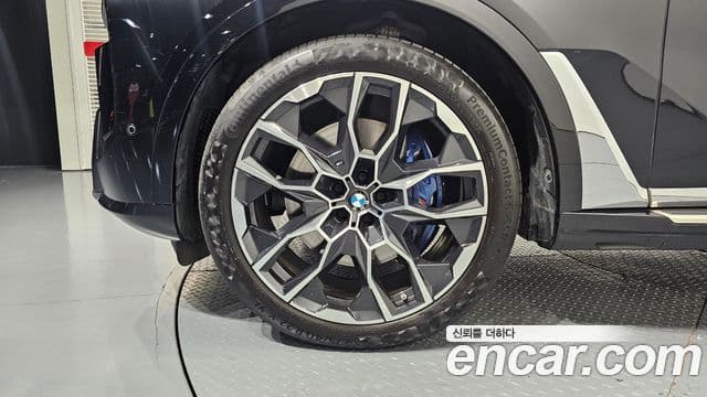 BMW X7 2025 — Photo 15/20