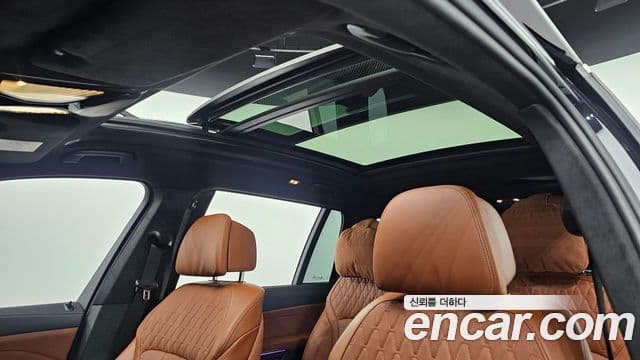 BMW X7 2025 — Photo 14/20