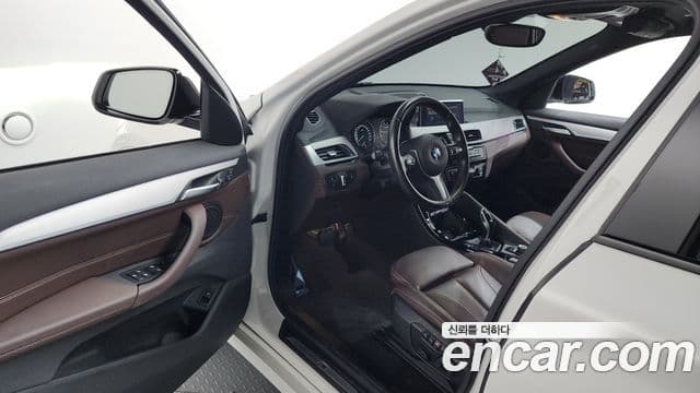 BMW X1 2021 — фото 8 из 20