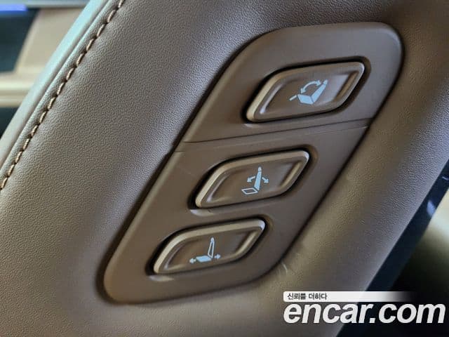 Hyundai Santa Fe 2023 — Şəkil 15/20