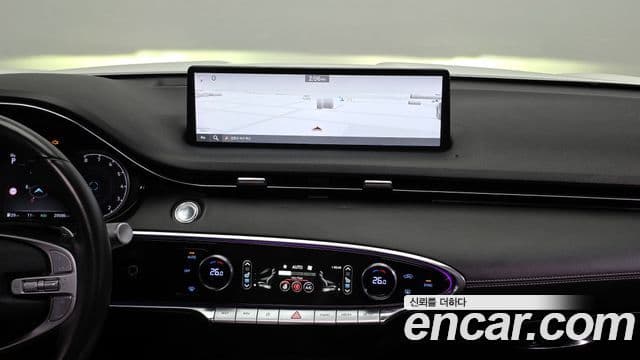 Genesis GV70 2022 — ფოტო 14/20