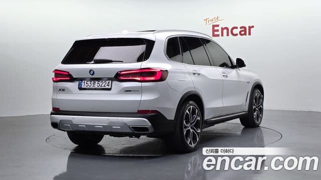 BMW X5 2022 — ფოტო 2/20