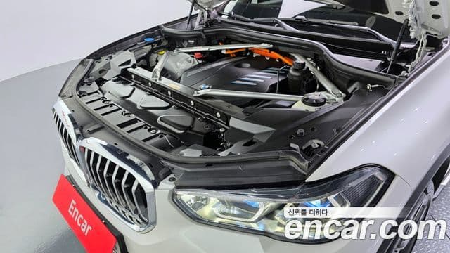 BMW X5 2022 — ფოტო 6/20