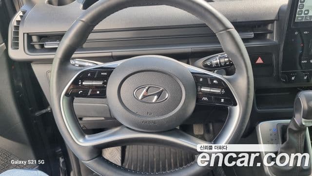 Hyundai Staria 2023 — фото 16 из 20