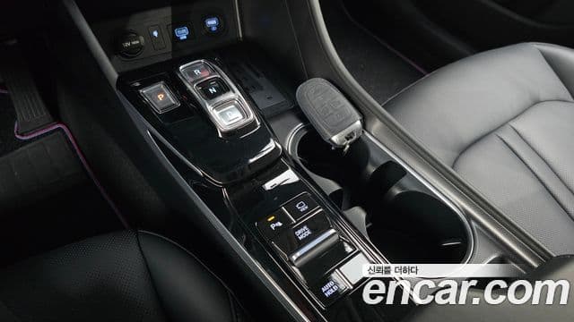 Hyundai Sonata Hybrid 2019 — ფოტო 15/20