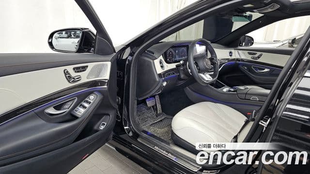 Mercedes-Benz S-Class 2019 — Фото 10/20