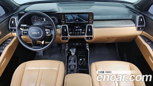 Kia Sorento 2023 — ფოტო 7/20