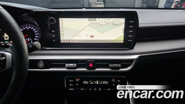 Kia K5 2021 — Şəkil 19/20