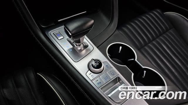 Genesis G70 2020 — ფოტო 9/20