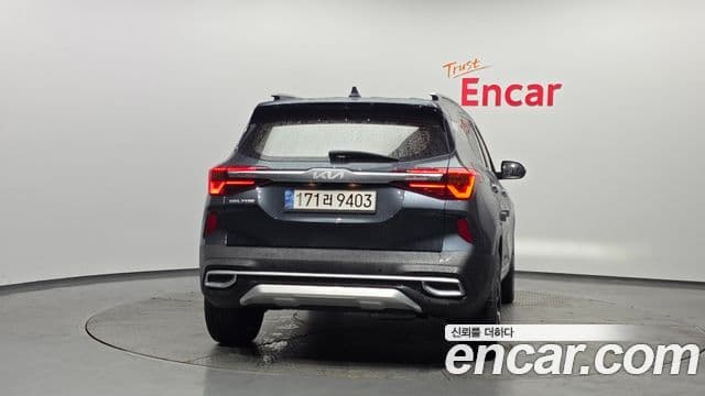 Kia Seltos 2022 — Şəkil 4/20